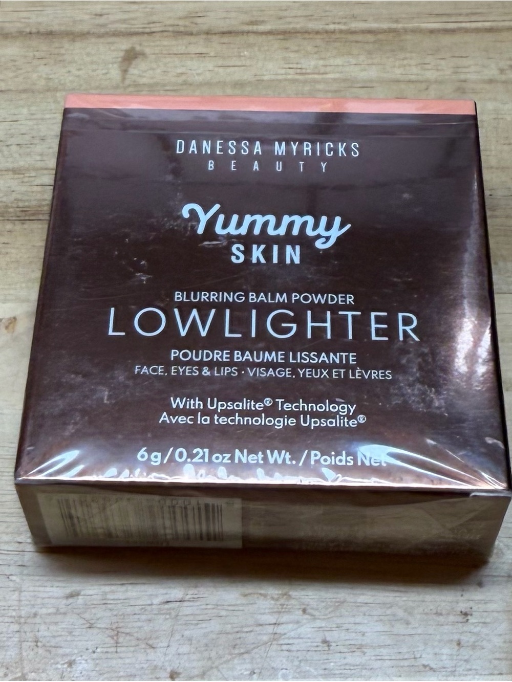 Danessa Myricks Beauty Yummy Skin Lowlighter Blurring Balm Powder - Lowkey - Picture 2 of 3